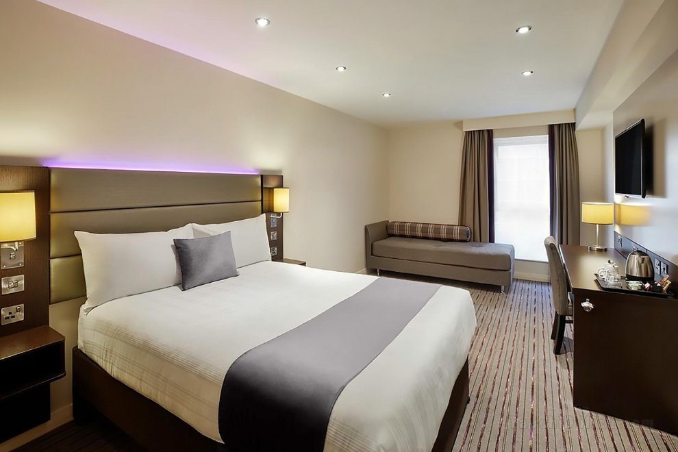 FORTUNE Hotel, Huddersfield-Halifax, M62 Jct24, Sure Collection by Best Western - Adults Only