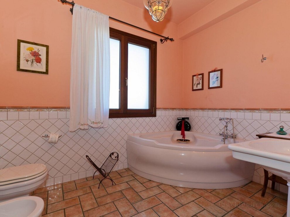 Lovely Villa with Swimming Pool in Cinisi