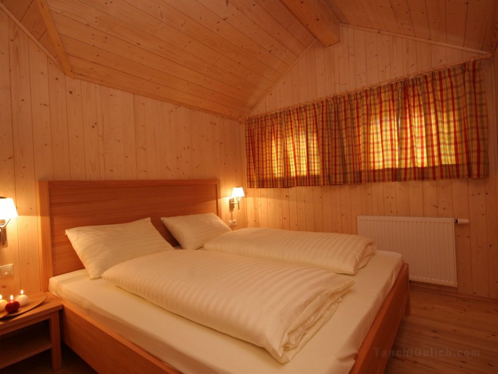 Comfy Chalet in Altaussee near Ski Area