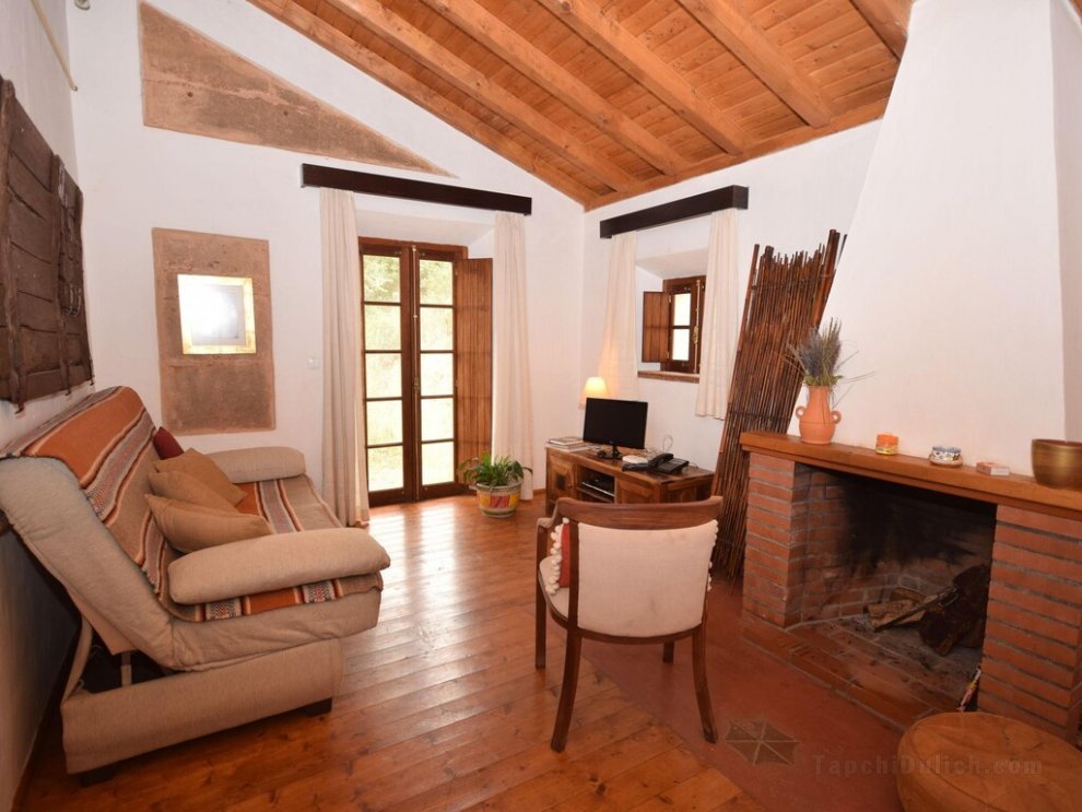 Quiet and cottage in the estate Casas da Cerca, near Troviscais