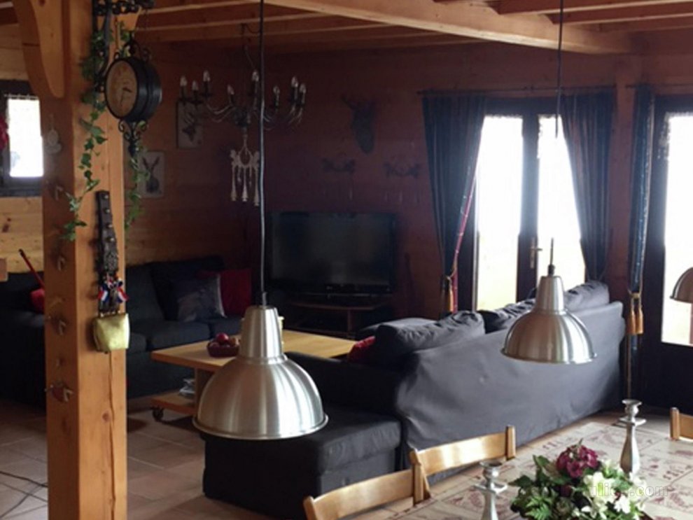 pers. chalet just 700 meters outside Les Gets