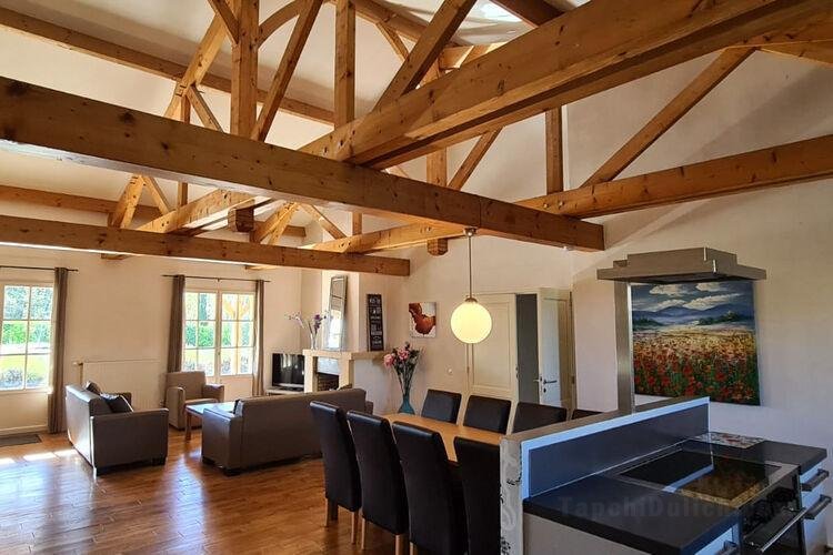 Luxury villa near the cute towns of Sarlat and Rocamadour
