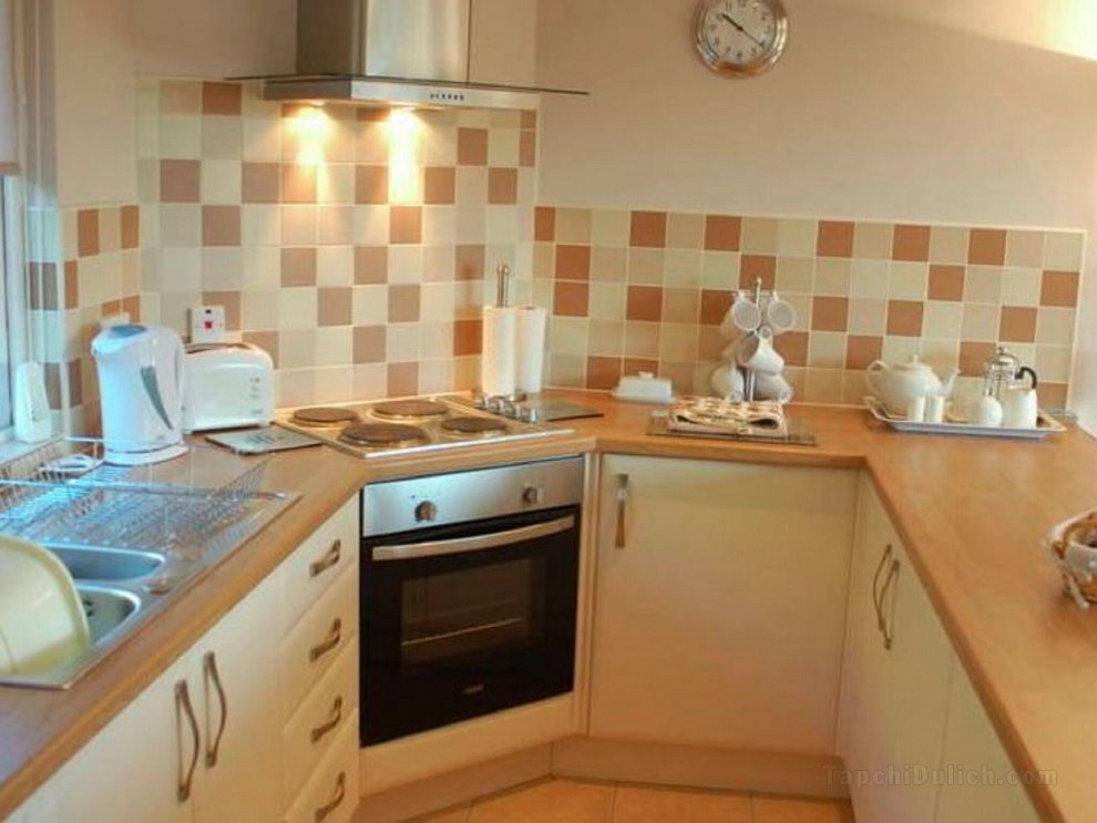 A comfortable cottage with all amenities closeby, a few minutes walk of Jedburgh