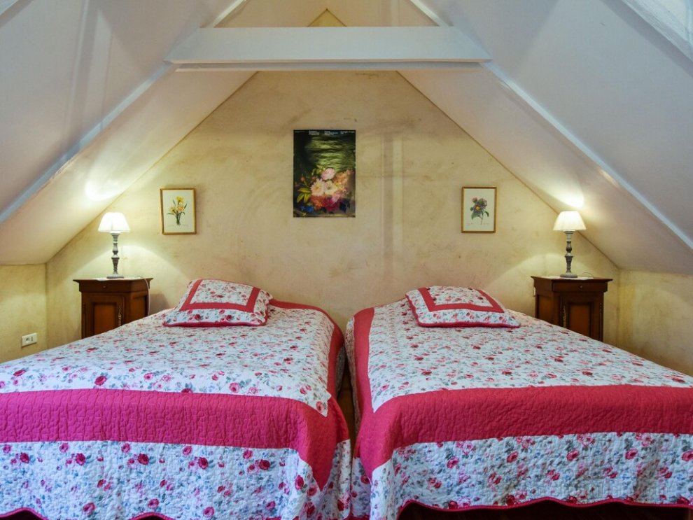 Cosy holiday home with terrace and garden near Quimperle.
