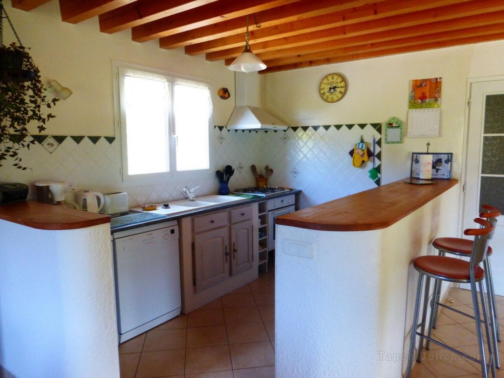 Great detached house near Die (8 km) with magnificent view and beautiful garden