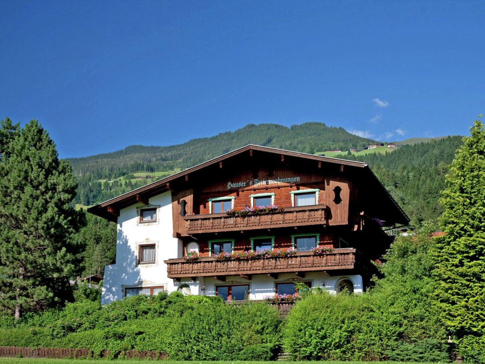 Apartment in Hart im Zillertal with Garden, Balcony, Parking