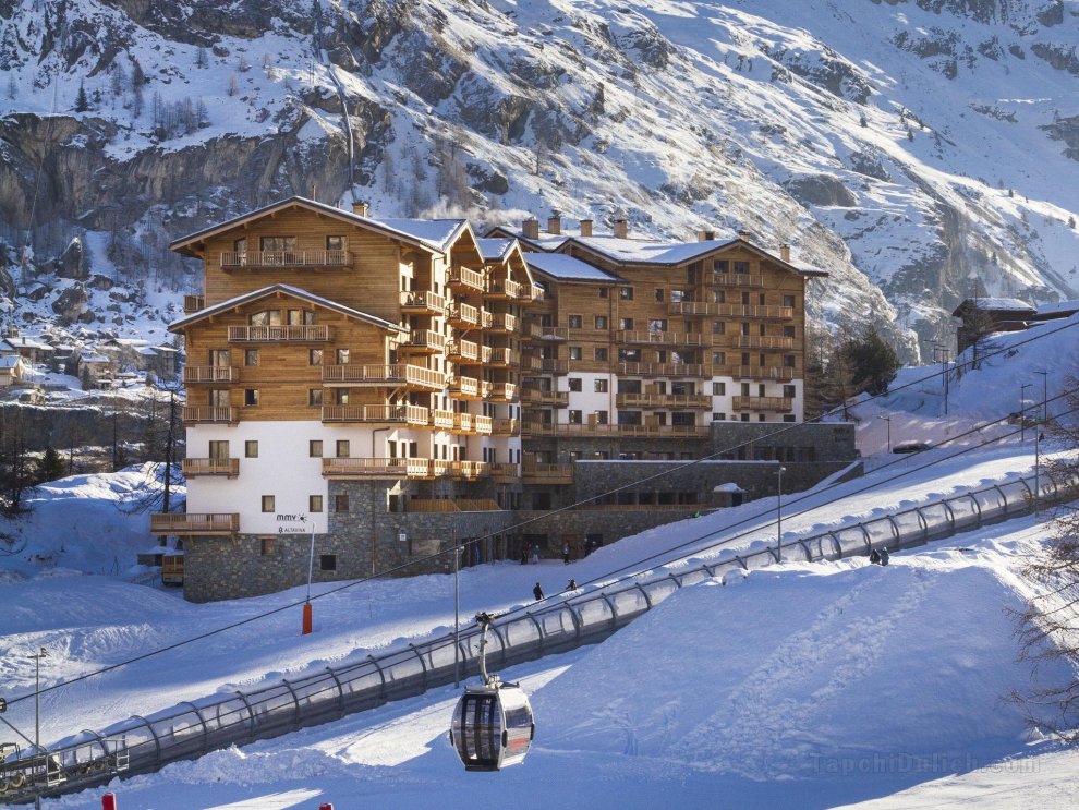 Very well maintained residence with Spa on the slopes in Tignes 1800