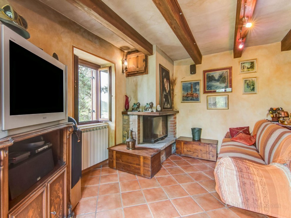 Comfy Holiday Home in Montone with private pool and garden