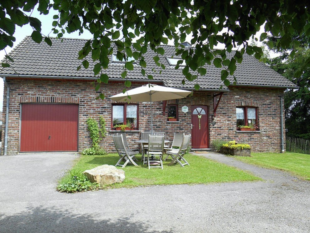 Nice holiday farmhouse located in Sourbrodt near to the ski resort of Ovifat