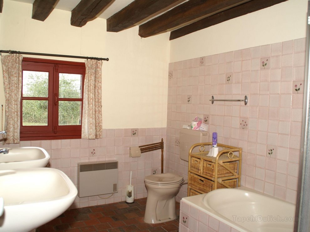 Holiday home in St. Maurice sur Aveyron with garden
