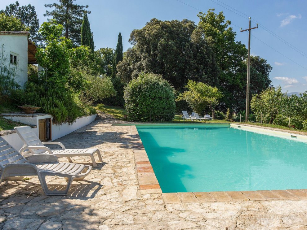 Luxurious Mansion in Umbertide with Swimming Pool