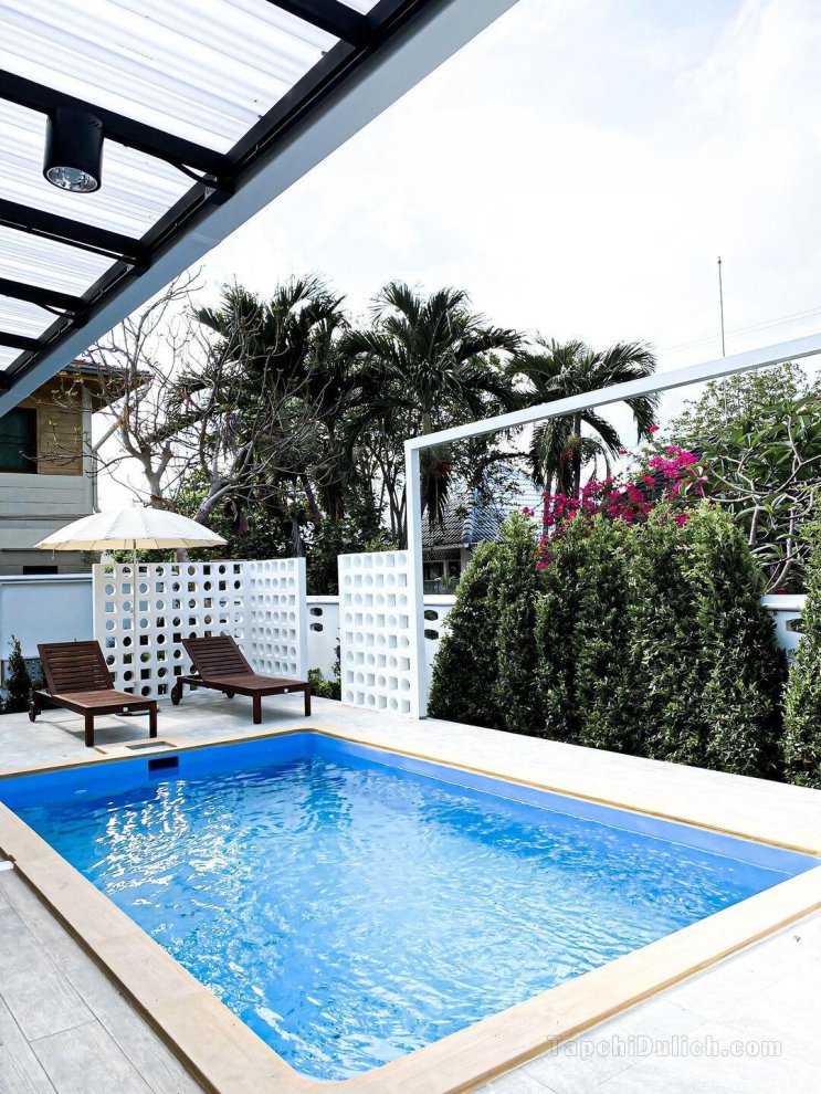 Private Pool House, Banrublom rayong beach