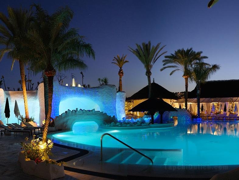 Khách sạn Suites Albayzin del Mar