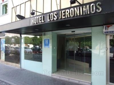 Khách sạn Los Jerónimos y Terraza Monasterio