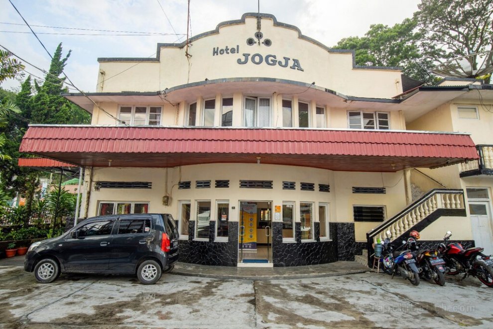 Khách sạn Jogja Bukittinggi