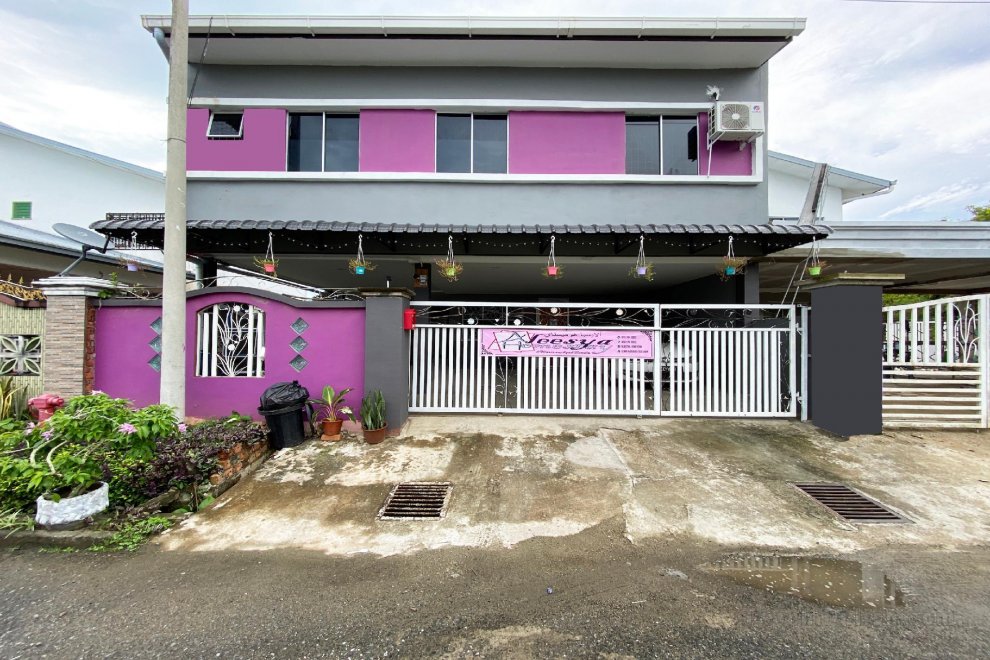 OYO 90228 D'Anjung Villa