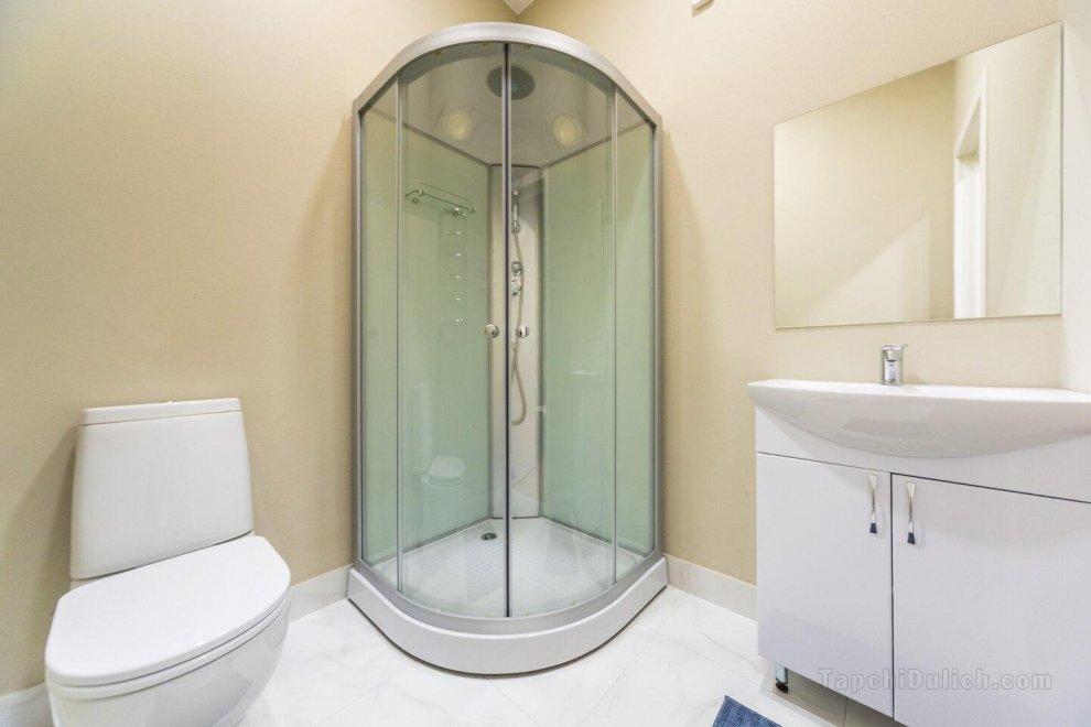20平方米開放式公寓 (薩拉托夫) - 有1間私人浴室