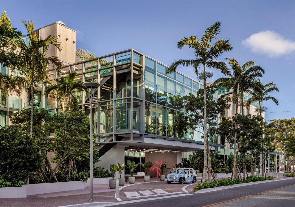 Khách sạn The Ray Delray Beach, Curio Collection by Hilton
