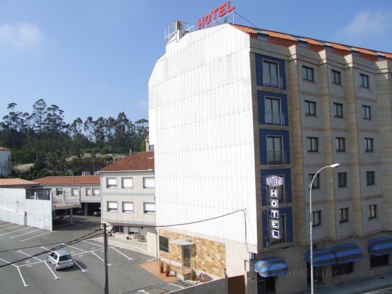 Khách sạn Montemar