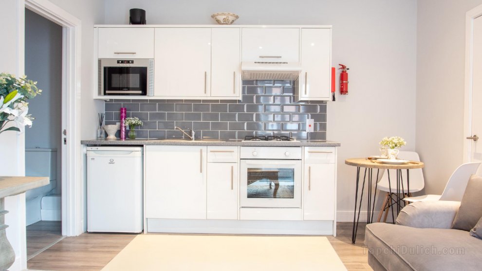 Modern Apartments in Stratford upon Avon with Parking WIFI and Netflix