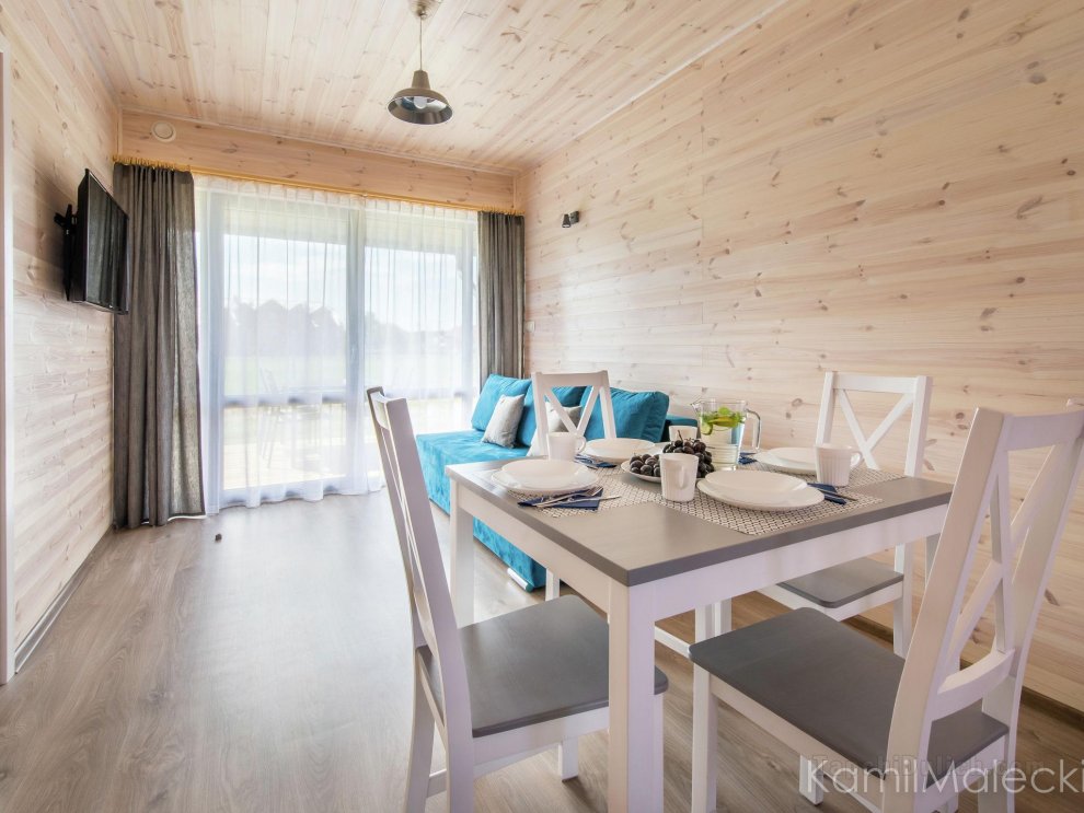 Comfortable apartment in a wooden cabin by the sea in Krynica Morska