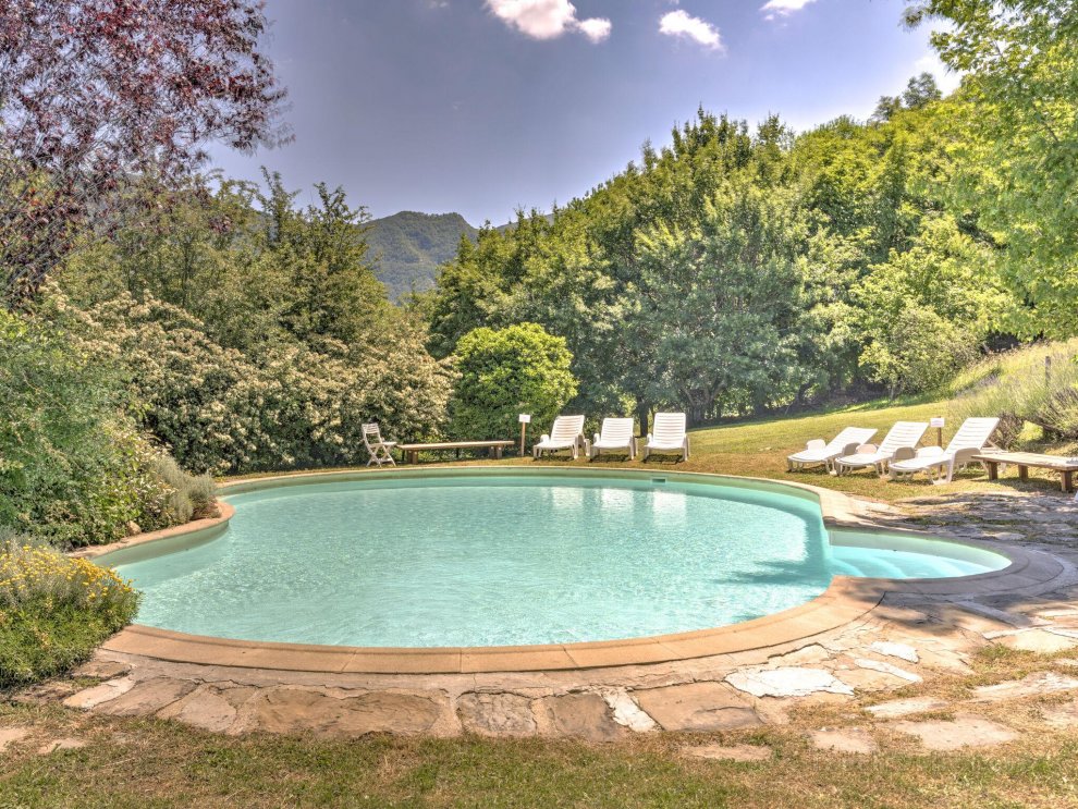 位於聖戈登佐的豪華度假別墅-有泳池