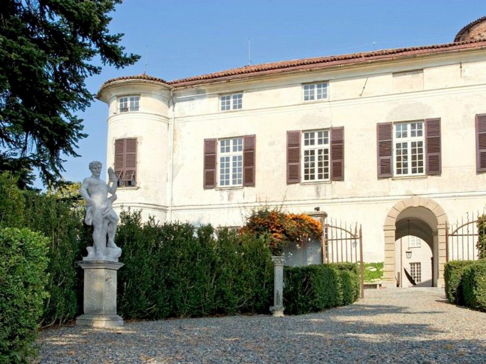 Binder Apartment in Castle in Rocca Grimalda with Garden