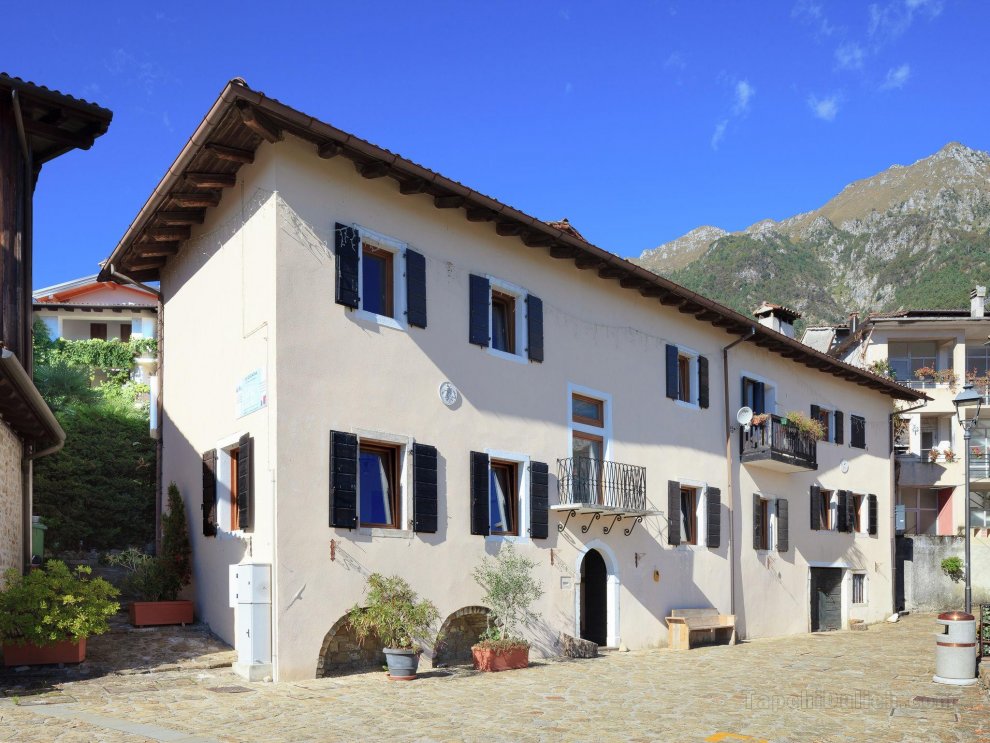 Traditional holiday home close to the Friuli Dolomites Nature Reserve