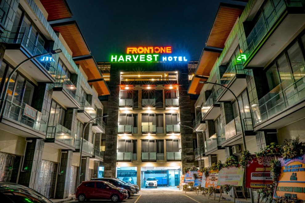 Khách sạn Front One Harvest Wonosobo