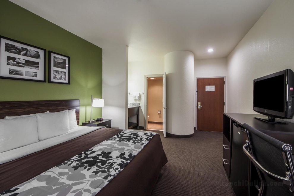 Sleep Inn and Suites Central/I-44