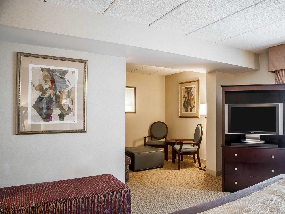 Fairfield Inn and Suites Providence Airport
