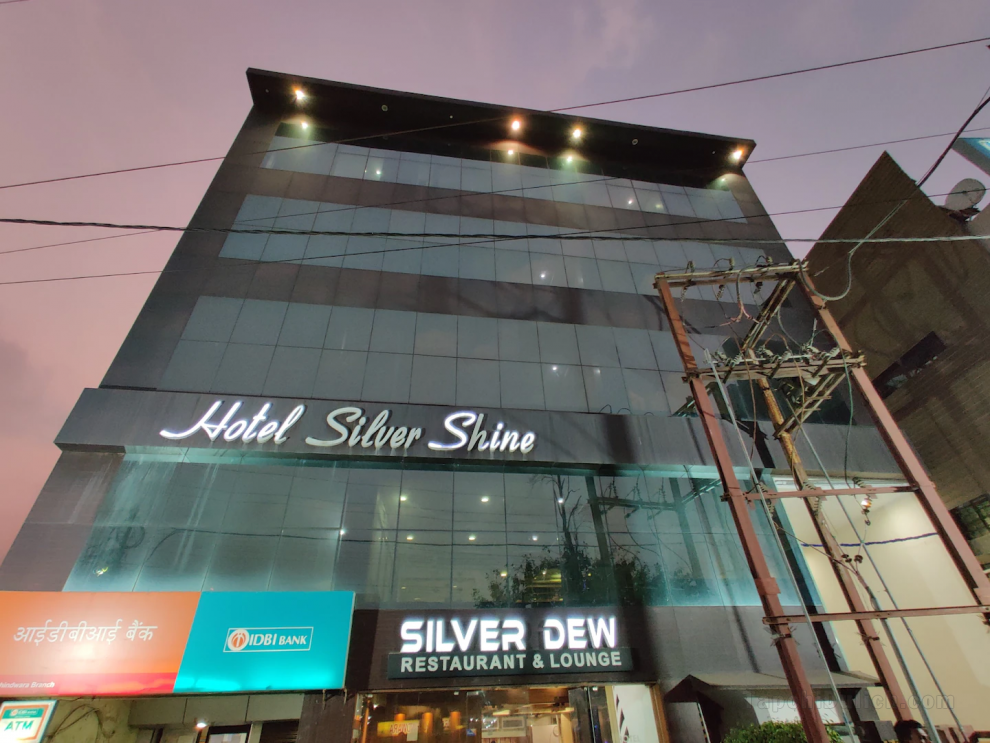 Khách sạn Silver Shine