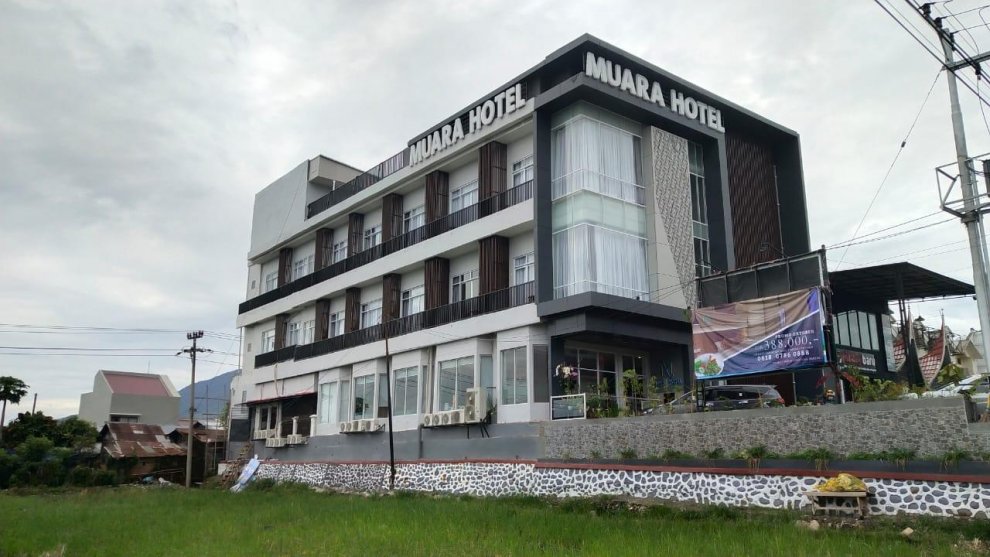Khách sạn Muara