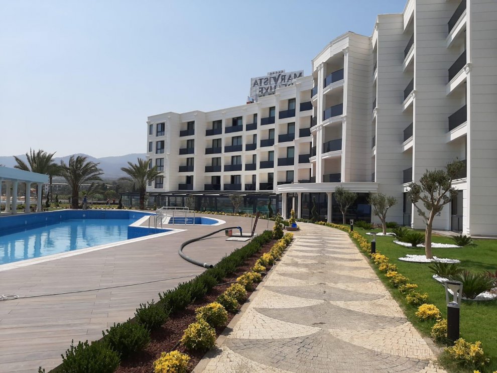 Marvista Deluxe Resort Hotel Spa