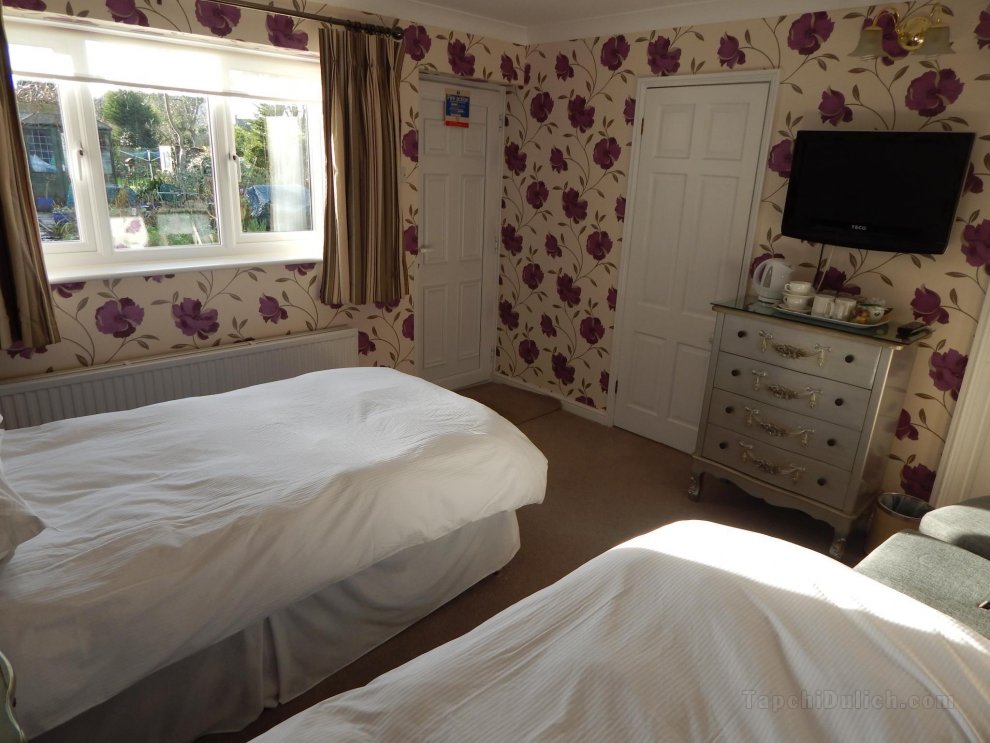 Fairlight Lodge Bed & Breakfast
