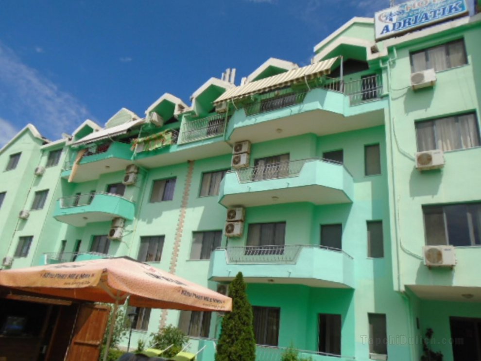 Khách sạn Adriatik