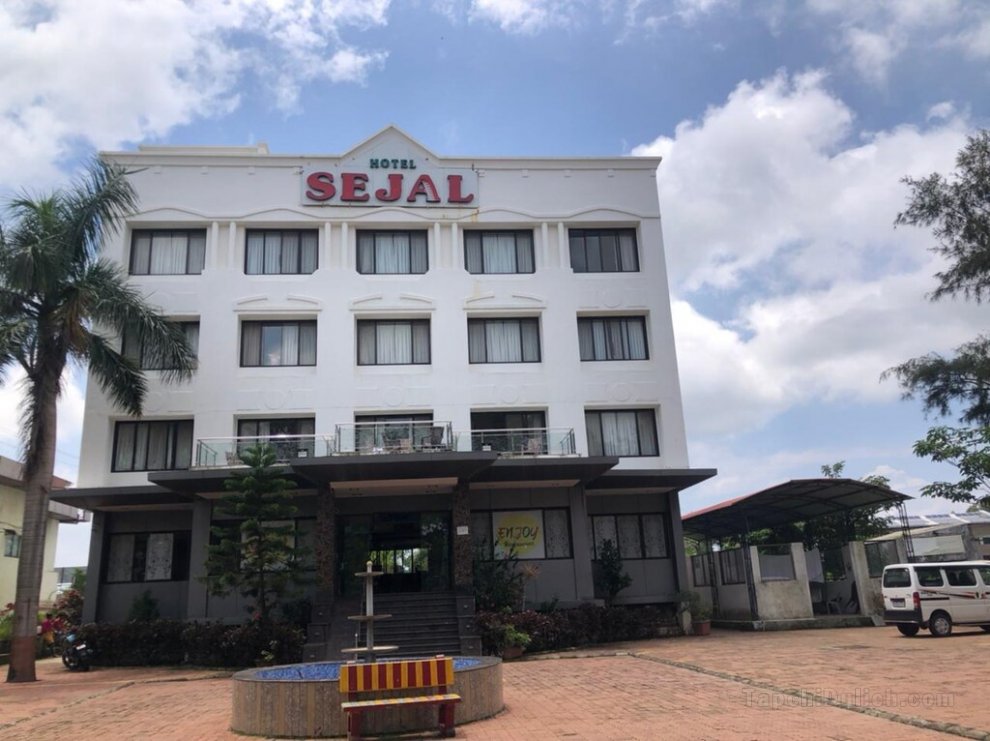 Khách sạn Sejal