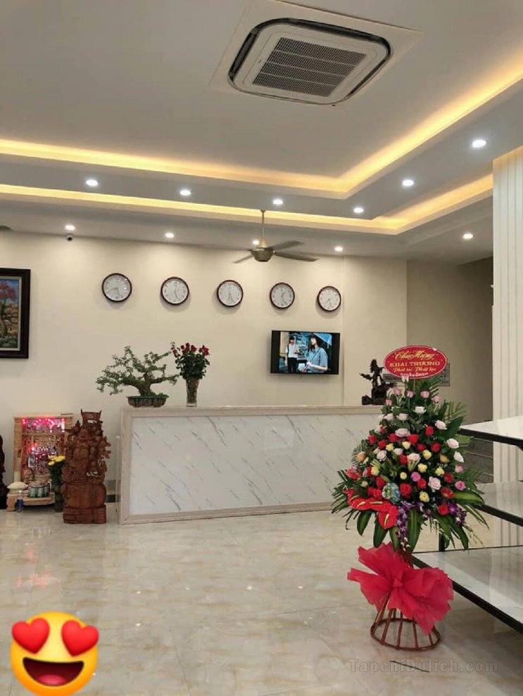 Khách sạn Tuan Dat Luxury FLC