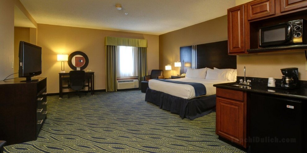 Khách sạn Holiday Inn Express & Suites Midwest City