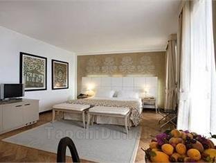 Khách sạn Baia Taormina s & Spa