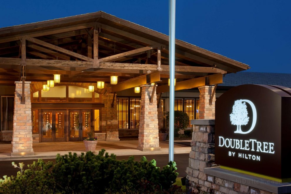 Khách sạn DoubleTree by Hilton Libertyville - Mundelein