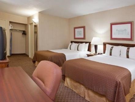 Khách sạn Holiday Inn Cincinnati I-275 North