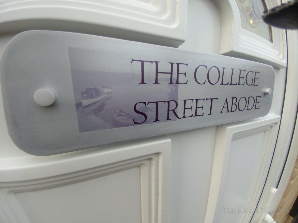 The College Street Abode