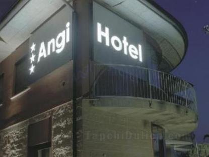 Khách sạn Angi