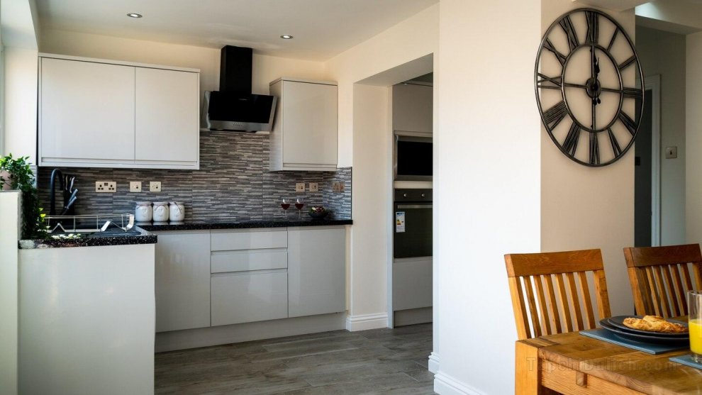 Gravesend Modern 3 bed ideal contractor long stay
