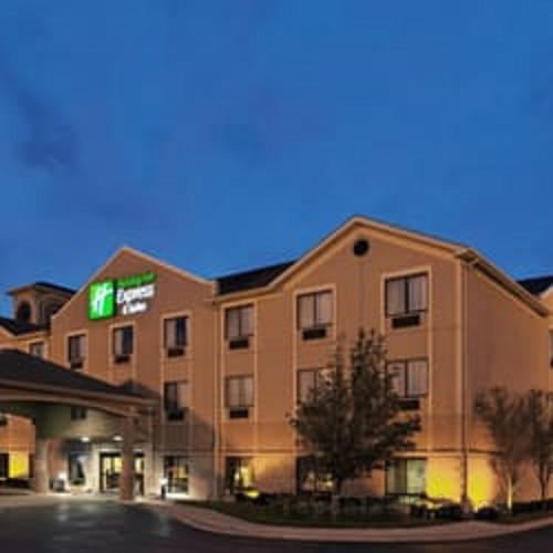 Khách sạn Holiday Inn Express & Suites - Belleville Area