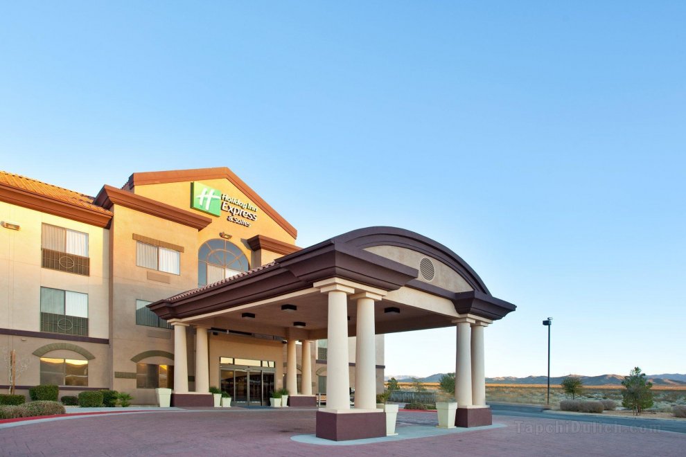 Khách sạn Holiday Inn Express & Suites Barstow