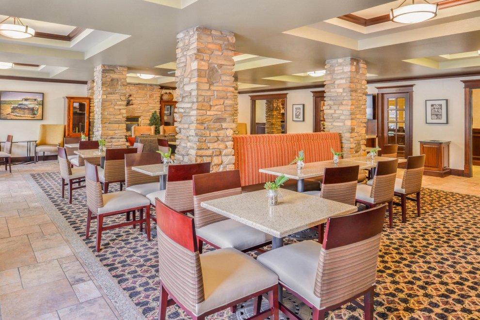 Holiday Inn Express Hotel & Suites McCall-The Hunt Lodge