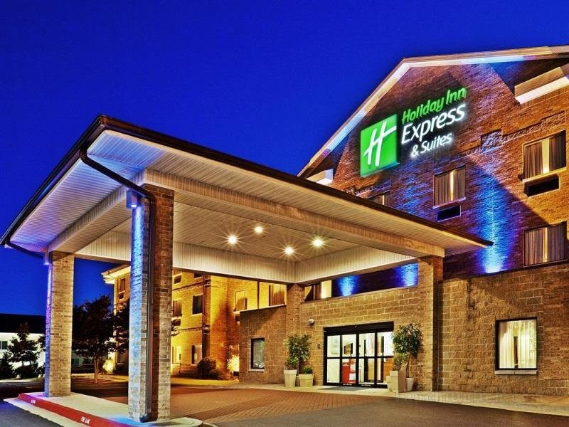 Khách sạn Holiday Inn Express & Suites Edmond
