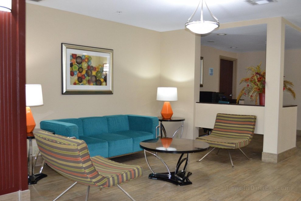 Khách sạn Holiday Inn Express & Suites Gainesville